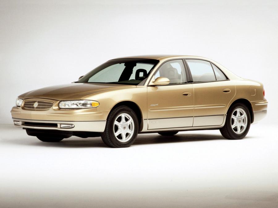  Buick Regal Olympic Edition 2001 года  (фото 1 из 5)